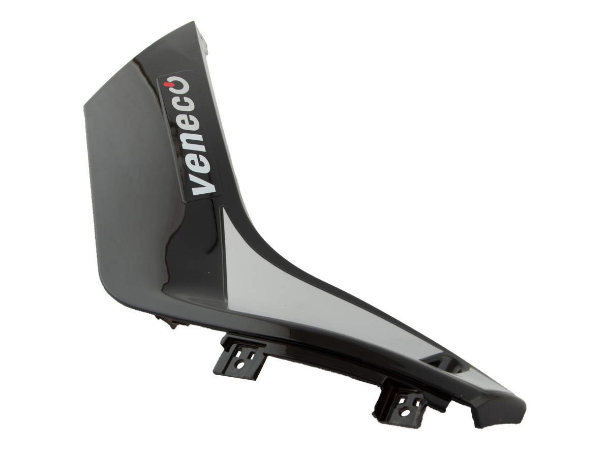 EB.PREDNJA BOČNA DESNA PLASTIKA CRNA SB-250