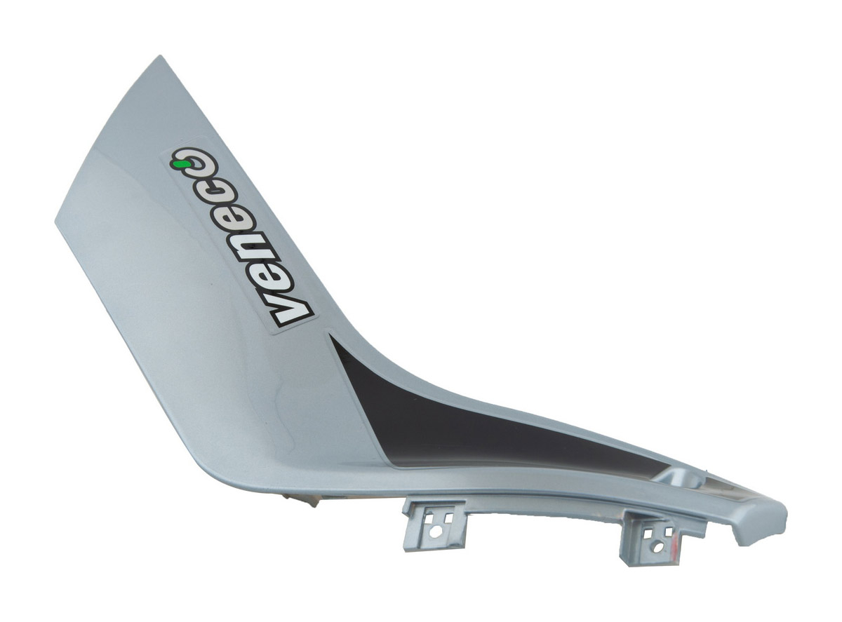 EB.PREDNJA BOČNA DESNA PLASTIKA SIVA SB-250