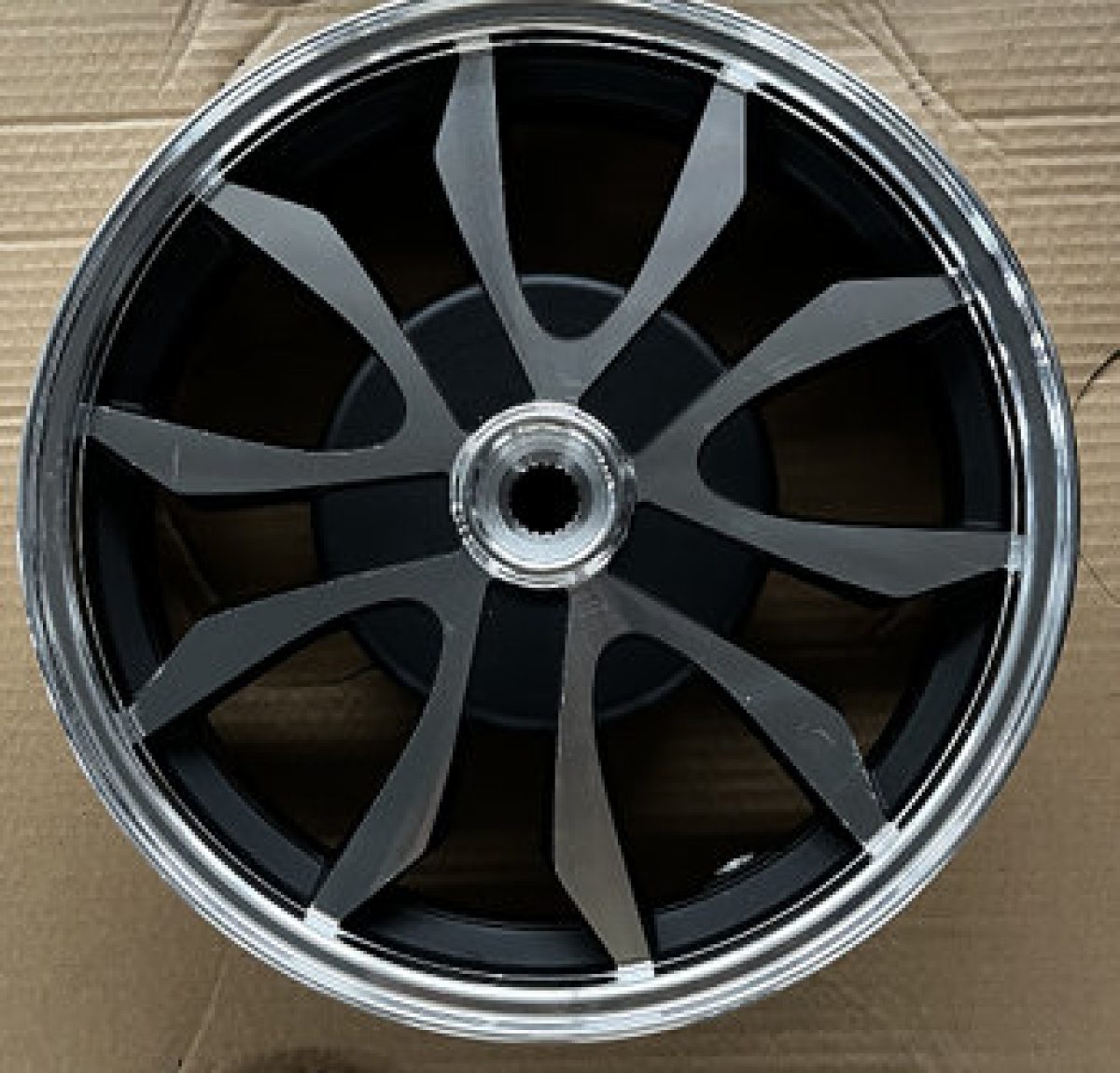 EB.ZADNJI TOČAK 10" BN022