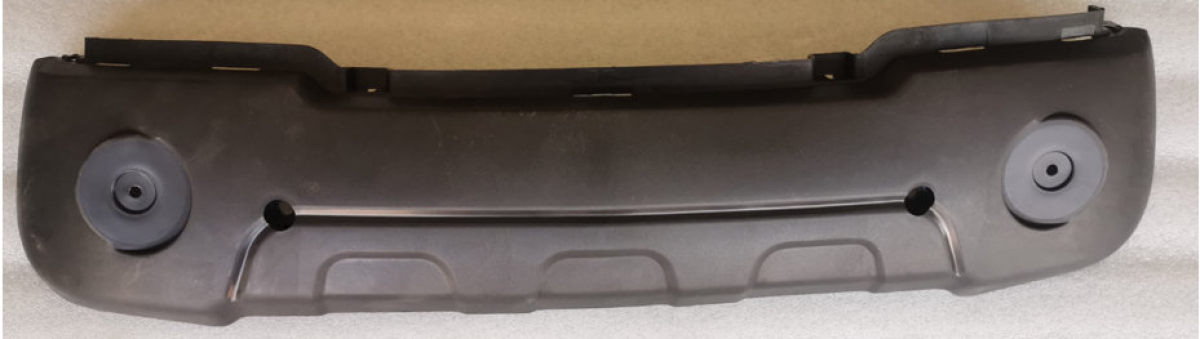 EB.PLASTIKA ZADNJA ZAŠTITNA DONJA CRNA BN022