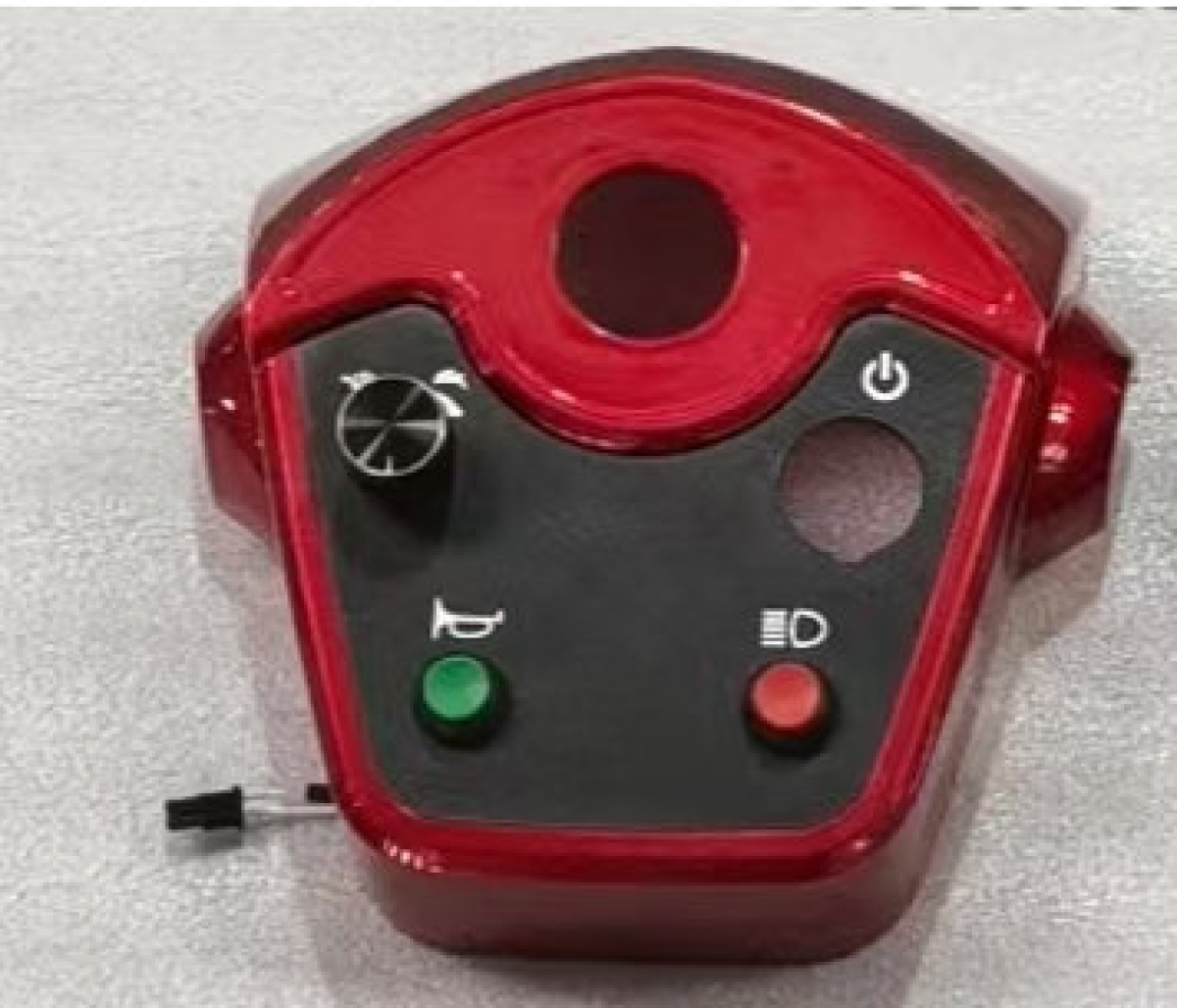 EB.PREDNJA KAPICA CRNA BN032