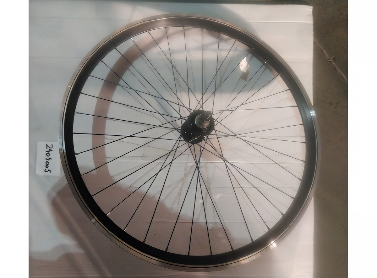 Zadnji točak 24x1.75 crni dupla felna shunfeng alu mtb glava cassini