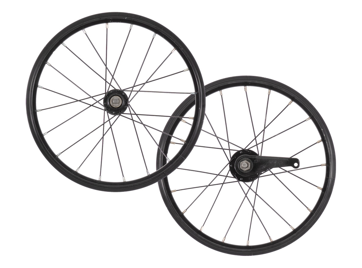 16.V0.CR.CR.CR.SF20.ME.MTBKK -V0 16" CRNA SF CELIK DECIJE CRNA KK CASSINI 2025