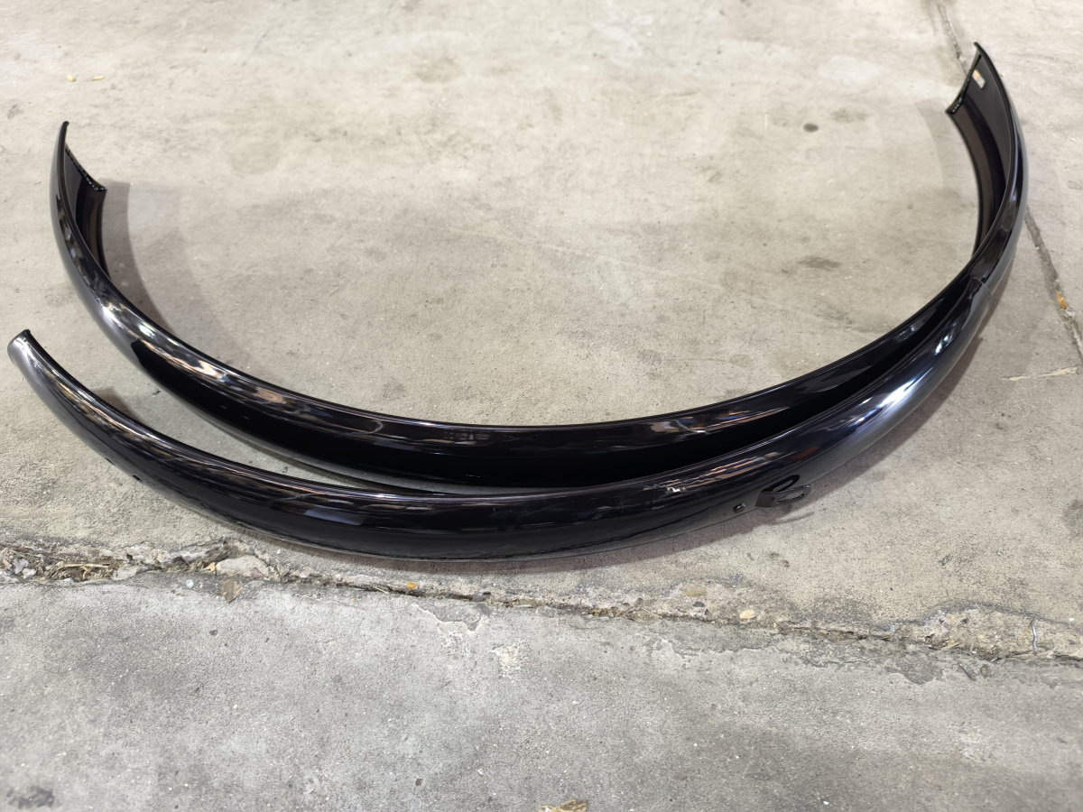 BLATOBRAN 26"x3/8" CRNI FARBANI CASSINI POCINK @ 2025