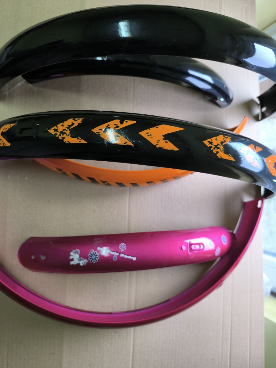 BLATOBRAN ZA DECIJE BICIKLE 20" METALNI 2015