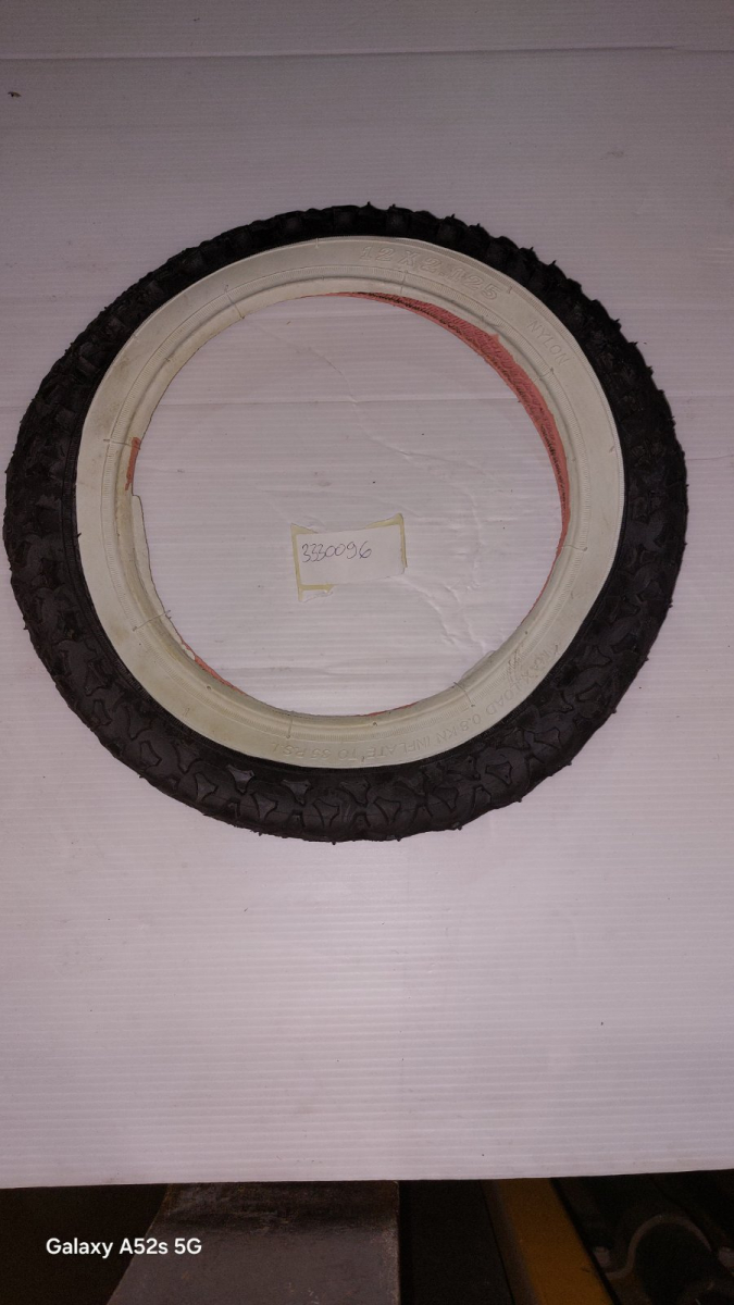 SP.12x2.125  ZY012 PNEUMATICO CRNO BELA ZID # 2019