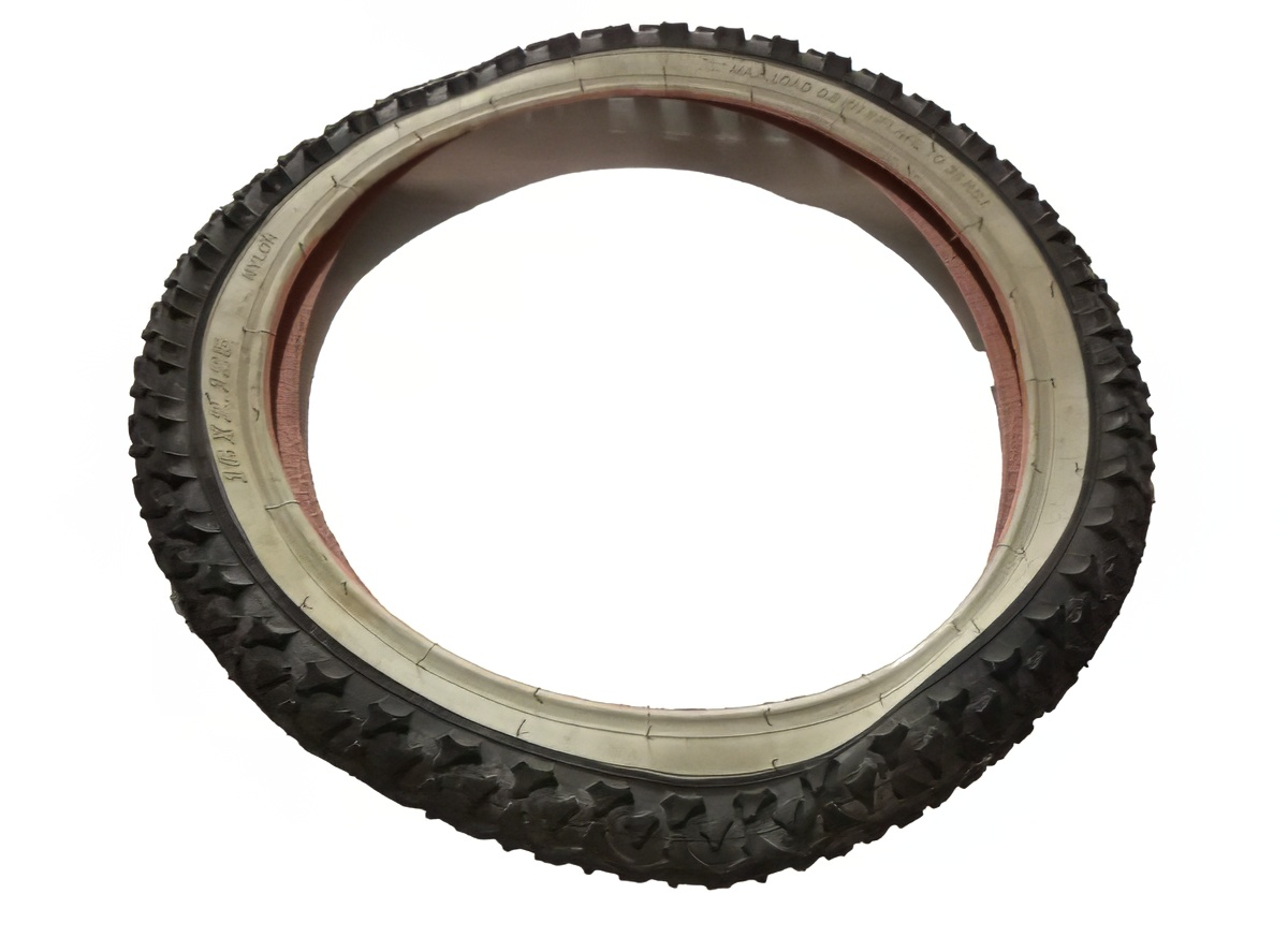 SP.16x2.125  ZY012 PNEUMATICO CRNO BELA ZID # 2019