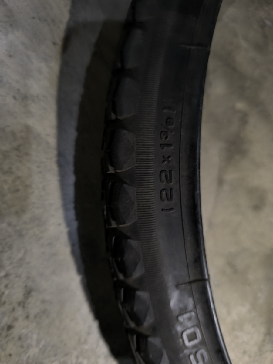 SP.22x1 3/8 (37-501) ZA INVALIDSKA KOLICA   2013