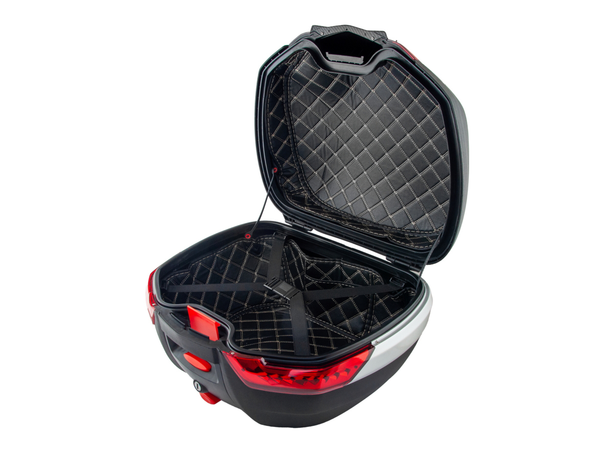 Kofer za motor zadnji crni sa reflektorom, naslonom i karbonskom zastitom 38L 52X45.5X34CM