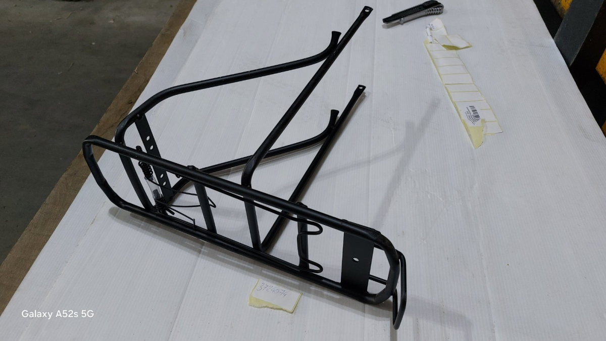 PAKTREGER 28 CRNI BIMOTO SA SKRIVENIM NOSACIMA 2019