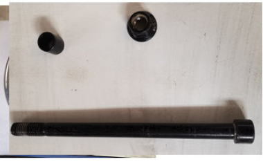 EB.OSOVINA PREDNJA ZA BN025