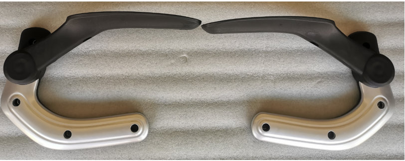 EB.DRŽAČI ZA RUKE BN022