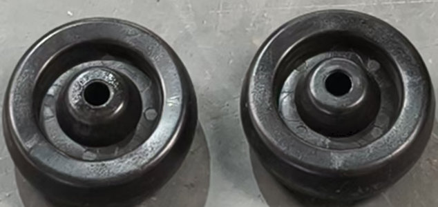 Anti-tilting wheel BN032 2026