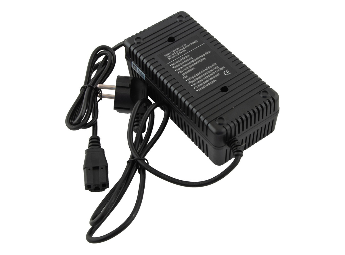 EB.PUNJAČ ZA OLOVNU BATERIJU 60V10-14AH/2A MASTER 4/ULTRA AMP