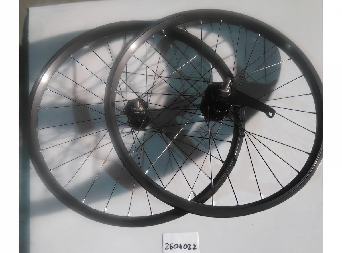 20.V0.CR.CR.CR.SF28.ME.MTBKK-V0 20 CRNI CRNE SF CELIK DECIJE CRNA KK