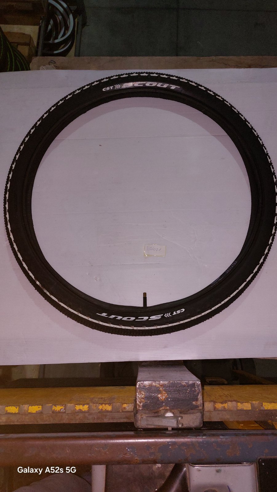 SP.26x1.95 (53-559) C1878 CST BELA LINIJA # OEM SET UN.26X1.95 AV 2015