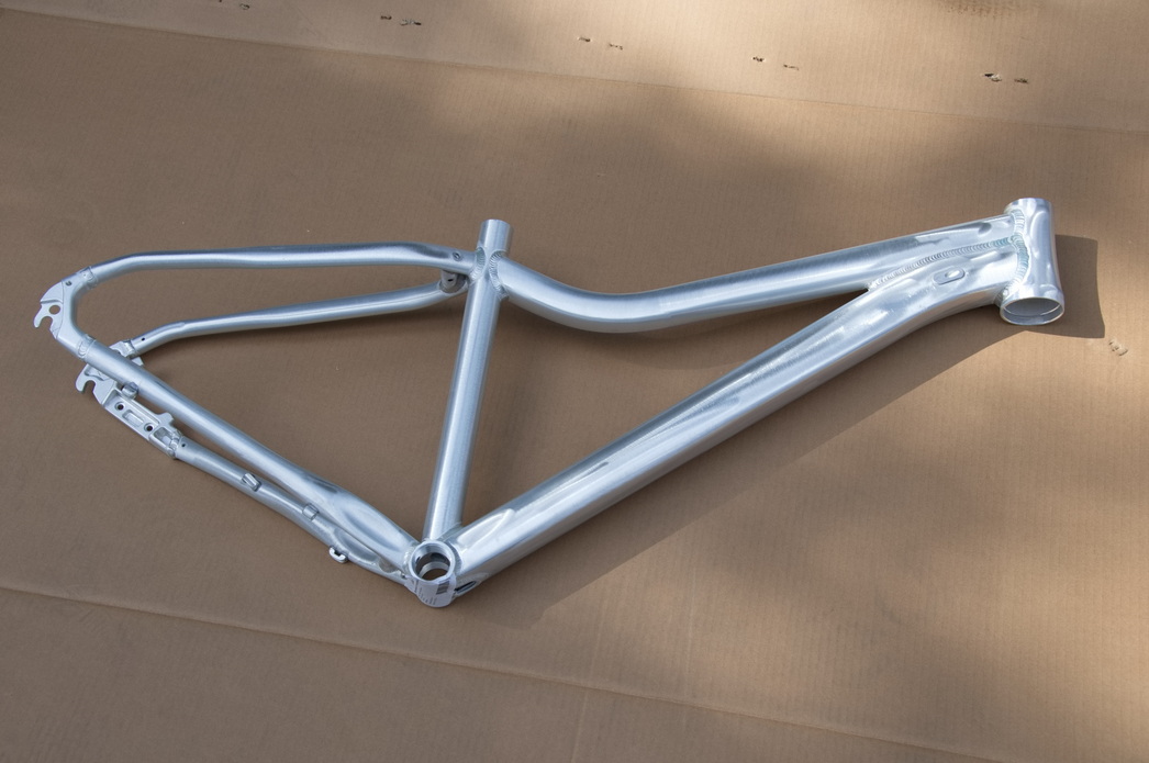 TOK19 27"_1dizajn F.RAM CASSINI VISITOR 2026@@