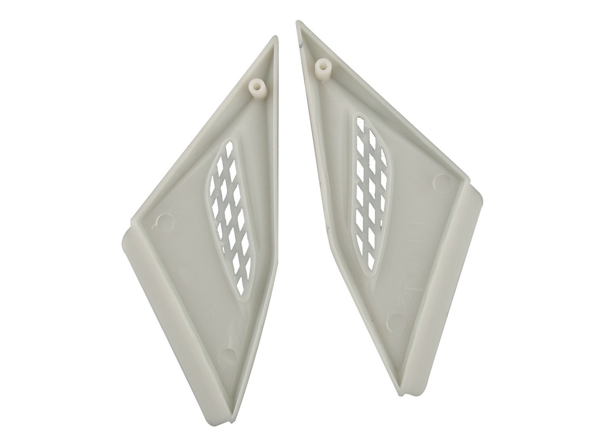 EB.PLASTIČNI OKLOP BOČNE PLOČE PULSE