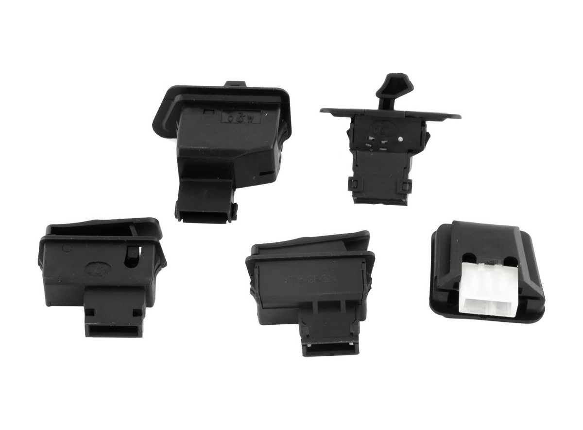 EB.PREKIDAČI U SETU NA VOLANU ZA SIRENU I SVETLA VENECO SPARK