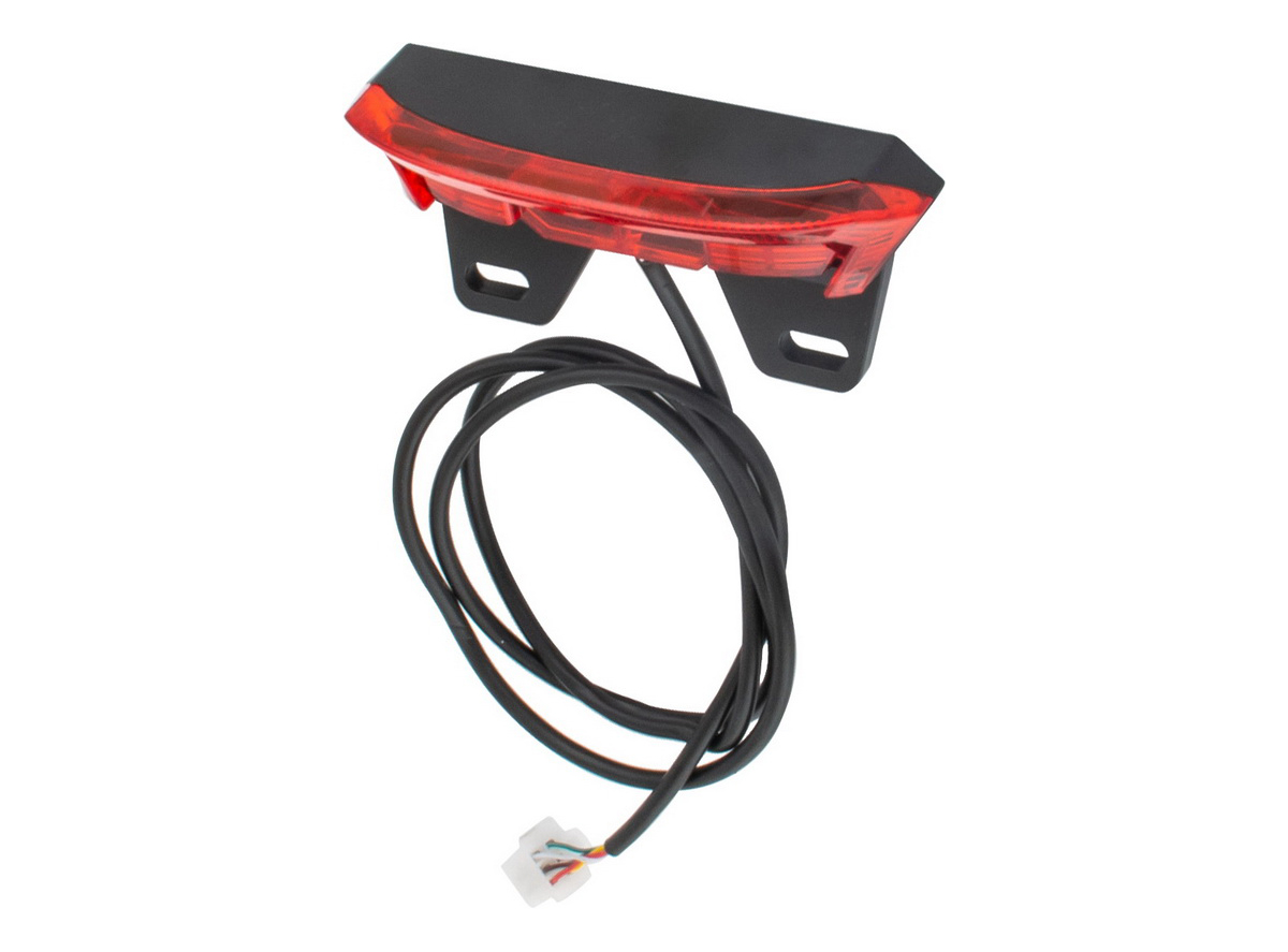 EB.SVETLO ZADNJE SA ZMIGAVCIMA VENECO MASTER 4/ULTRA AMP